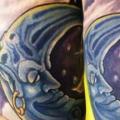 Arm Fantasie Mond tattoo von Hyperink Studios