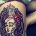 tatuaggio Braccio Fantasy Medaglione di Hyperink Studios