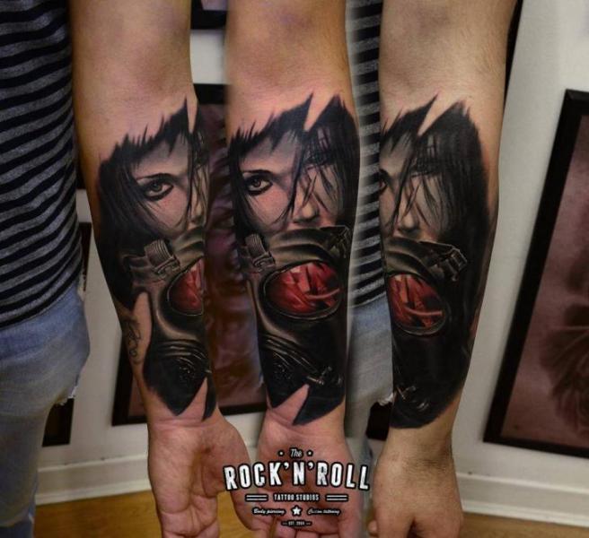 Tatuaggio Braccio Realistici Gas Maschera di Rock n Roll