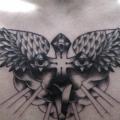 tatuaggio Petto Ali Croce di Tattoo B52
