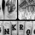 tatuagem Dedo Estilo de Escrita por Tattoo B52