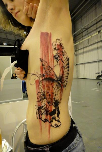 Tatuaż Bok Motyl Abstrakcja przez Xoïl