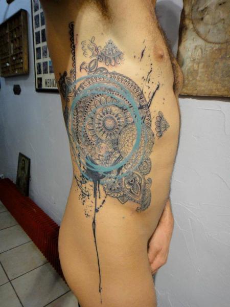 Tatuaje Lado Abstracto por Xoïl