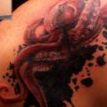 tatuaje Espalda Pulpo por Mad-art Tattoo