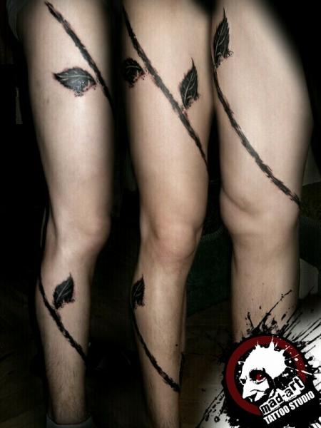 Leg Leaf Tattoo by Mad-art Tattoo