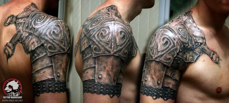 Schulter Realistische Krieger 3d Tattoo von Mad-art Tattoo