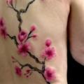 Realistische Blumen Rücken Kirsche tattoo von Gulestus Tattoo