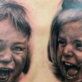 tatuaje Retrato Realista Pecho Niños por Da Silva Tattoo