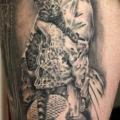Realistische Frauen Oberschenkel tattoo von Da Silva Tattoo