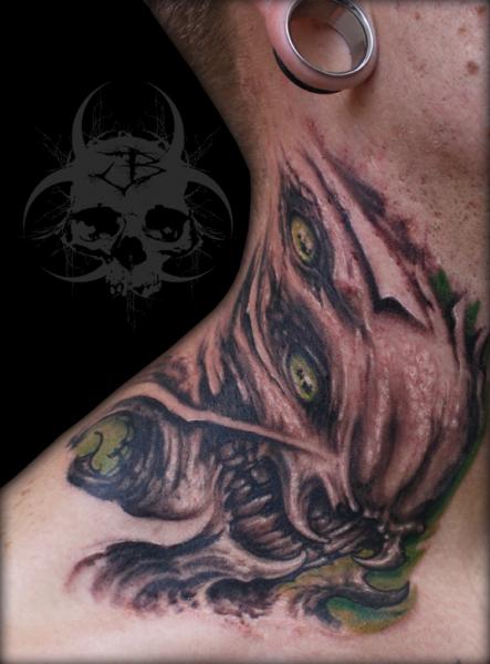 Tatouage Cou Monstre par Jeremiah Barba