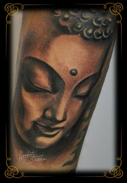 Tatuaje Brazo Buda Religioso por Golden Dragon Tattoo