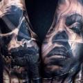 tatuaje Cráneo Mujer Mano por Jak Connolly