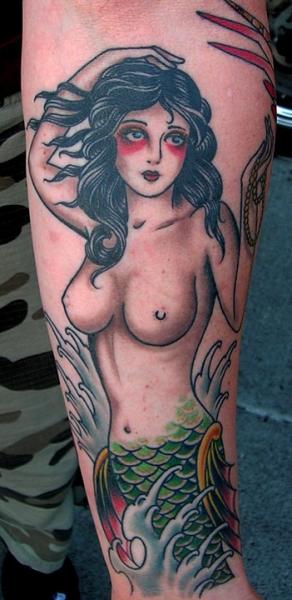 Arm Old School Meerjungfrau Tattoo von Paul Anthony Dobleman
