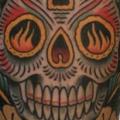 tatuaje Brazo Old School Cráneo por Paul Anthony Dobleman