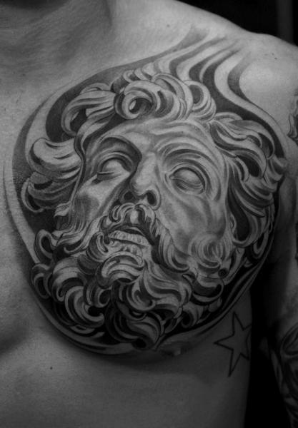 Tatuaggio Petto Zeus di Jun Cha