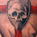 Totenkopf Schild tattoo von Tattoo Studio 73