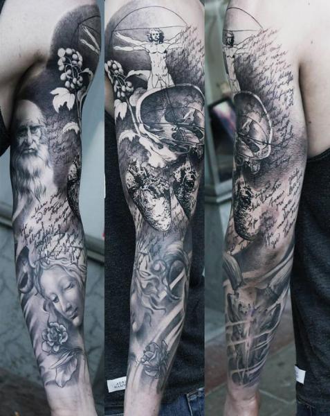 Tatouage Cœur Lettrage Leonardo Sleeve par Tattoo Studio 73