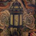 Lampe Brust Kerze tattoo von Antony Tattoo