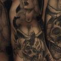 tatuaje Lado Cráneo Mujer por Antony Tattoo