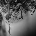 Schulter Brust Gas Masken Flügel tattoo von Westfall Tattoo