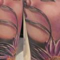 tatuaje Realista Flor Mujer por Marked For Life