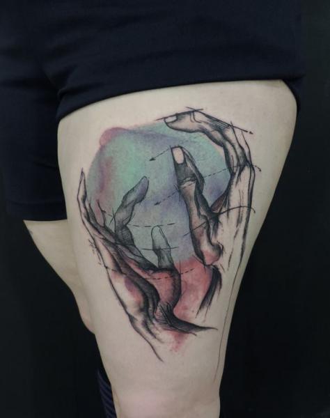 Hand Thigh Tattoo by Toko Lören Tattoo