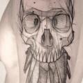 Schulter Totenkopf Dotwork tattoo von Jan Mràz