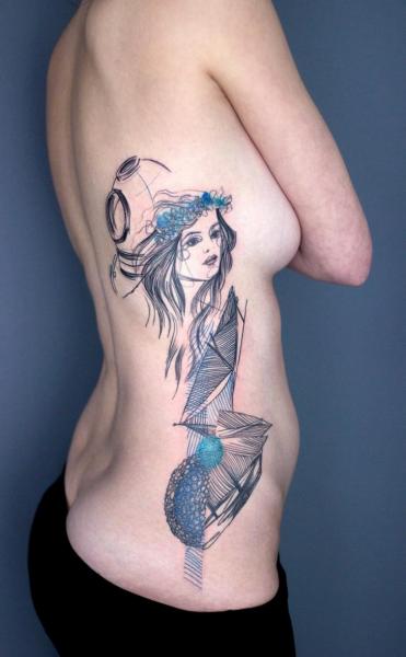 Seite Frauen Abstrakt Tattoo von Dead Romanoff Tattoo