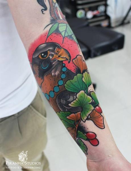 Tatuaje Brazo Águila por Piranha Tattoo Studio