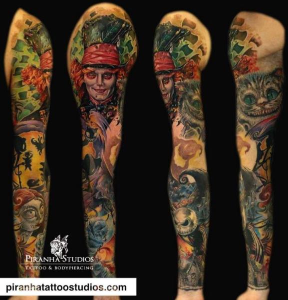 Tim Burton Sleeve Tattoo von Piranha Tattoo Studio
