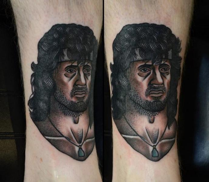 Tatuaż Ręka Portret Old School Sylvester Stallone przez Philip Yarnell