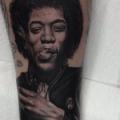 tatuaggio Ritratti Realistici Gamba Jimi Hendrix di Pete the Thief
