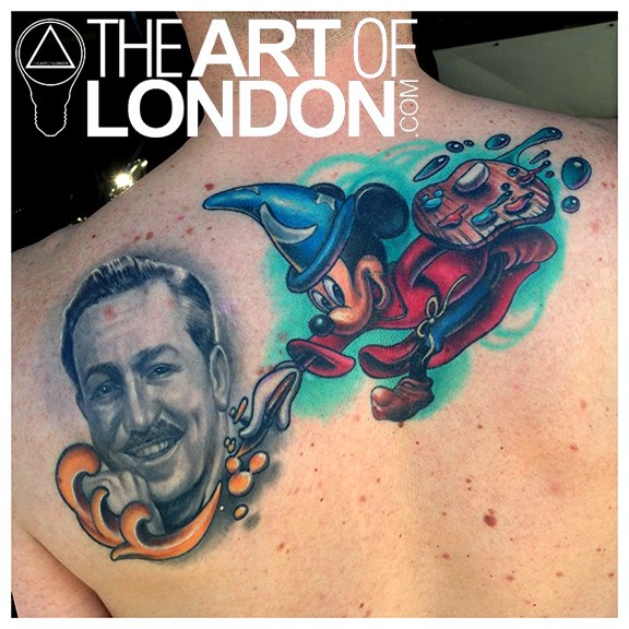 Спина Микки Маус Walt Disney татуировка от The Art of London