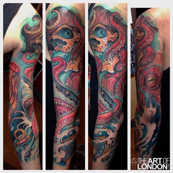 Totenkopf Hai Oktopus Sleeve Tattoo von The Art of London