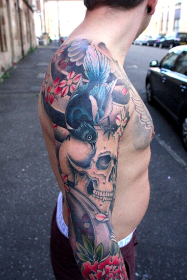 Tatuaje Brazo Japoneses Cráneo por Custom Ink Tattoo