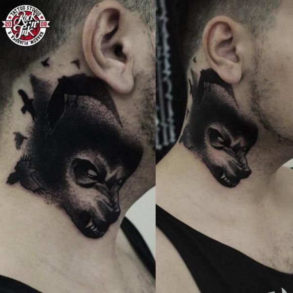 รอยสัก หมาป่า คอ Dotwork โดย Rock n Ink Tattoo