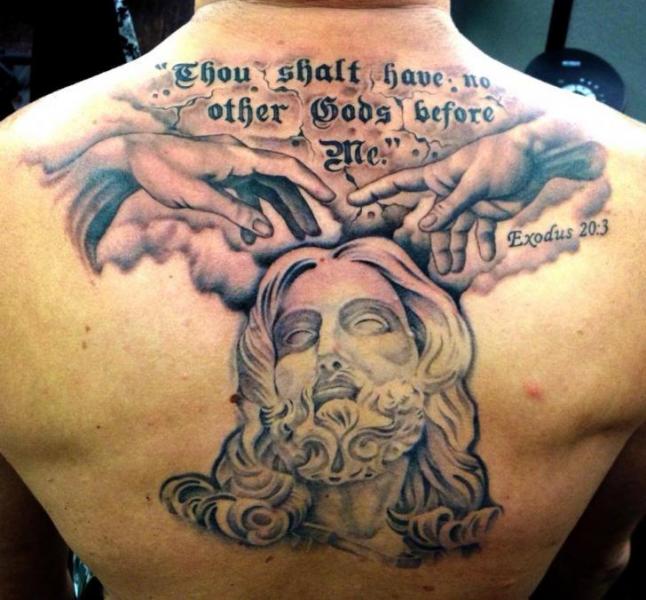 Tatuaggio Scritte Mano Schiena Religiosi di Last Angels Tattoo