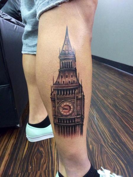 Tatuaż Realistyczny Łydka Big Ben przez Last Angels Tattoo