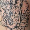 tatuaggio Fianco Elefante di Atrixtattoo