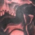 tatuaje Hombro Cráneo por Herzstich Tattoo
