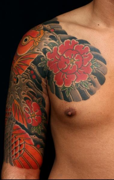 Tatuaggio Spalla Braccio Giapponesi Koi di RG74 tattoo