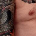Schulter Japanische Krähen tattoo von RG74 tattoo