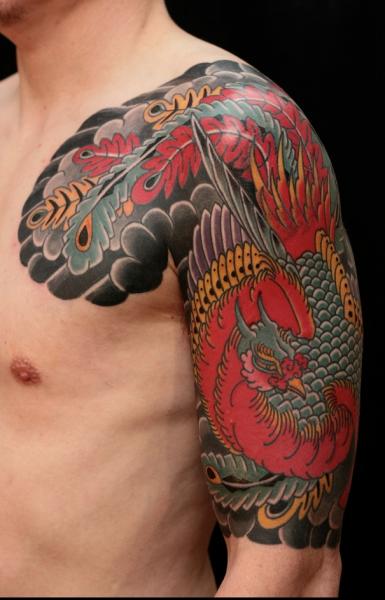 รอยสัก หัวไหล่ แขน นกฟีนิคซ โดย RG74 tattoo