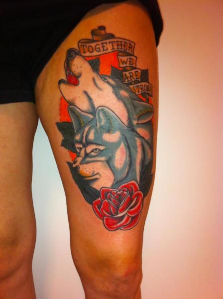 Tatuaje Old School Lobo por Amigo Ink