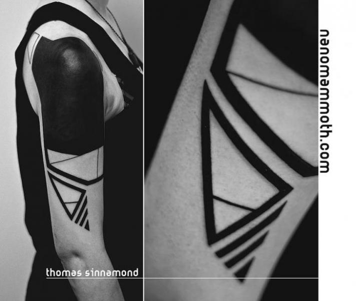 Shoulder Geometric Abstract Tattoo by Thomas Sinnamond