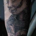 tatuaje Brazo Retrato por Matthew James