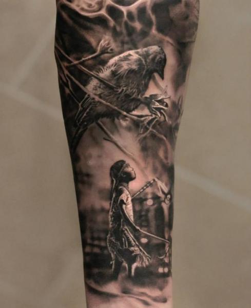 Tatuaje Brazo Realista Pájaro por Matthew James