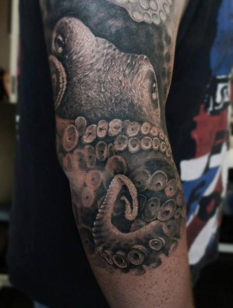 Arm Realistic Octopus Tattoo by Matthew James