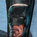 Arm Fantasie Batman tattoo von Carlox Tattoo