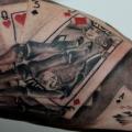 tatuaggio Braccio Scheletro Carta di Puedmag Custom Ink Tattoos